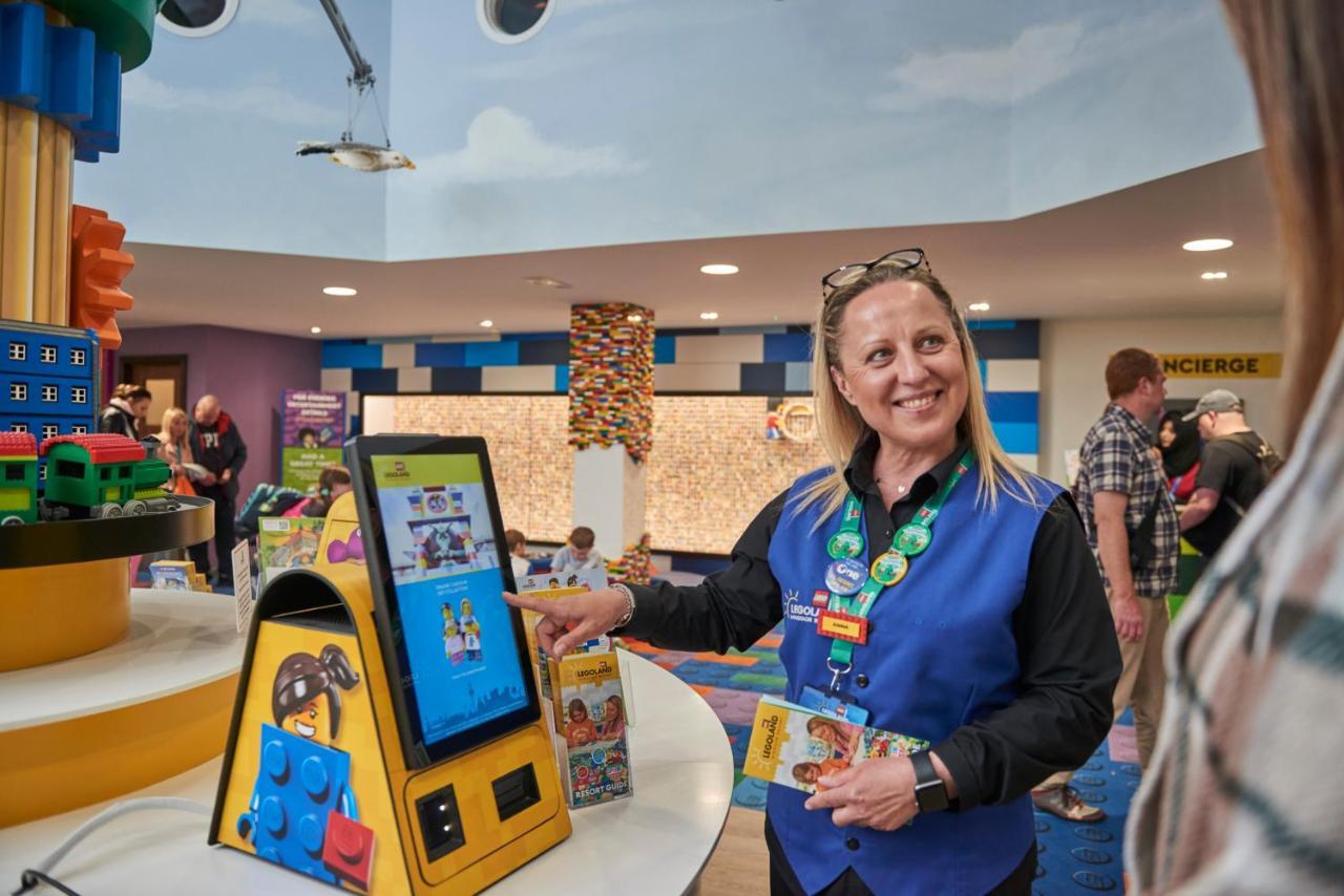 Legoland Windsor Resort 外观 照片