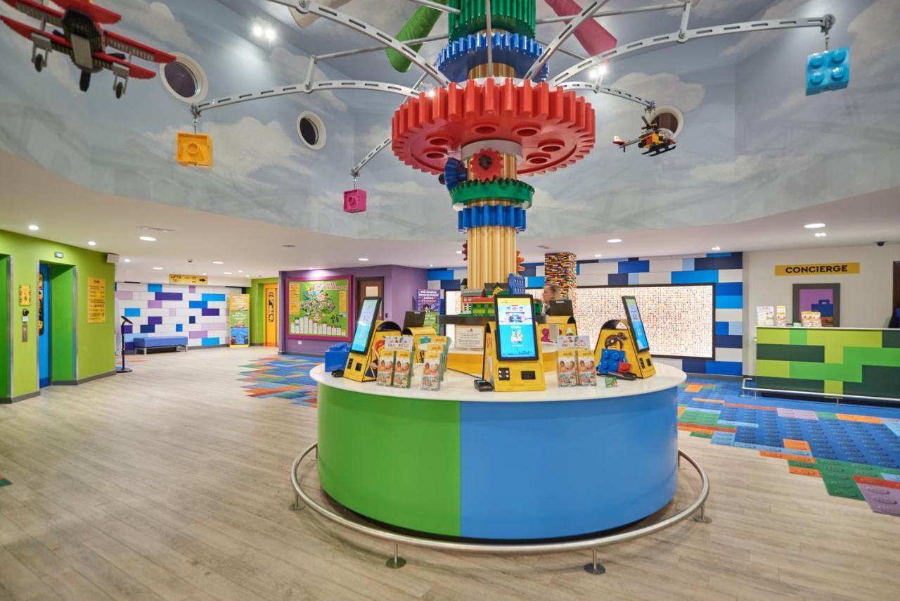 Legoland Windsor Resort 外观 照片