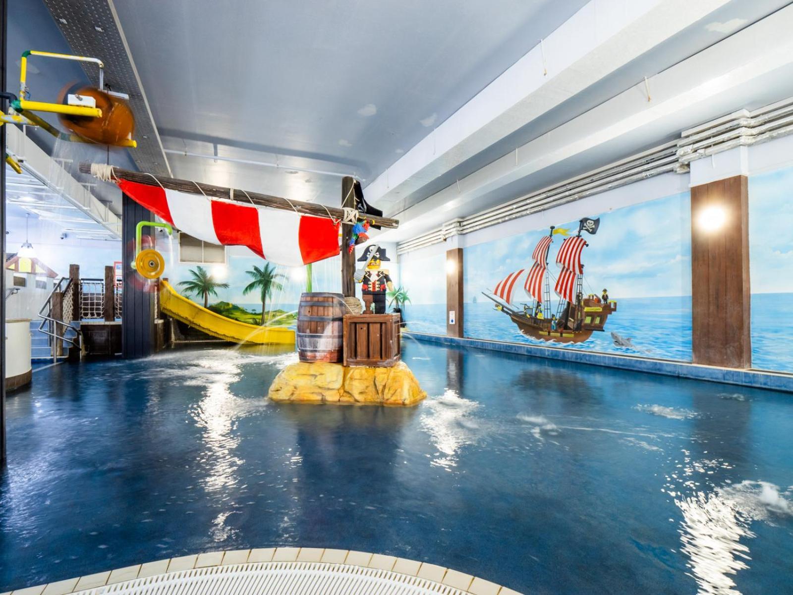 Legoland Windsor Resort 外观 照片