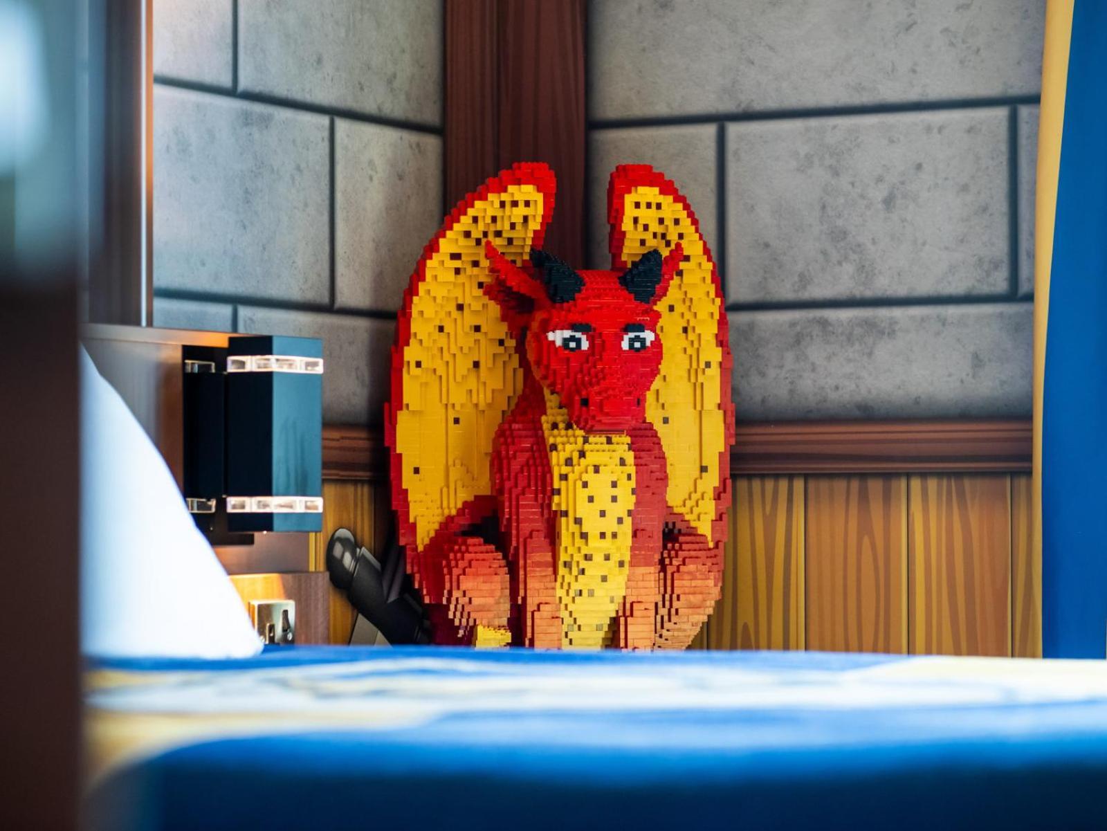 Legoland Windsor Resort 外观 照片